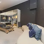 Villa Nirvana *