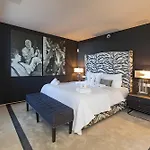 Villa Nirvana *