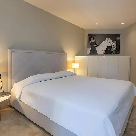 Nirvana Santa Eularia des Riu