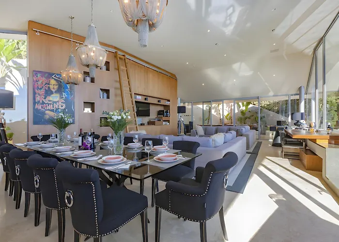 Nirvana Santa Eulària des Riu